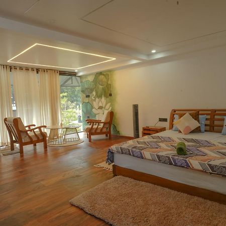 Mickey Homestay Thekkady Exterior photo