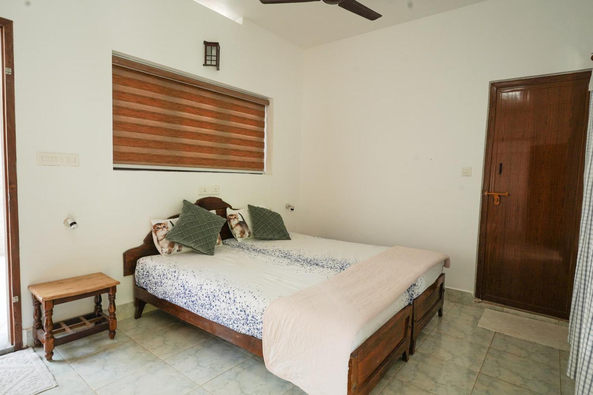 Mickey Homestay Thekkady Exterior photo